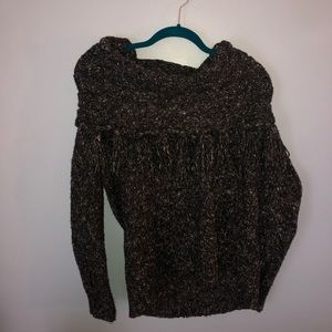 Gorgeous knit sweater with fringe details